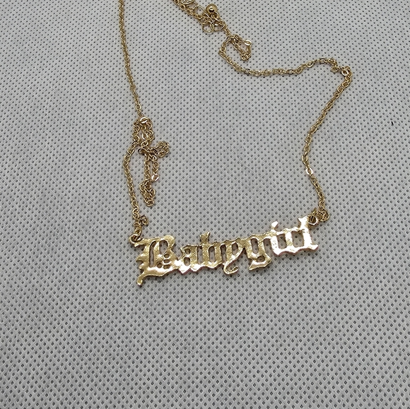 Fashion Necklace "babygirl" Gold Tone - Picture 3 of 3